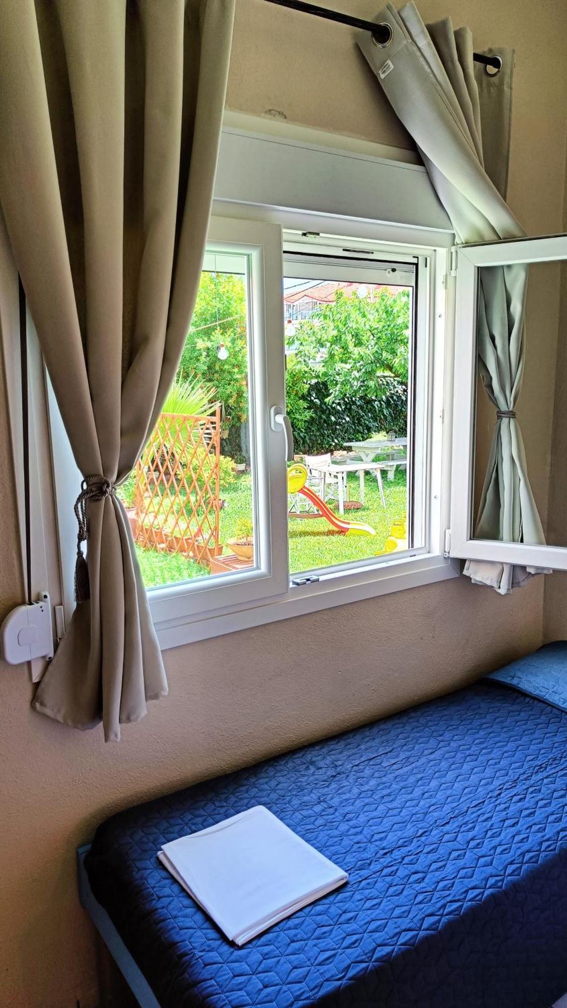 Garden House Katerina Aparthotel Leptokaryá Ngoại thất bức ảnh